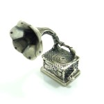 "Граммофон"- серебряная миниатюра