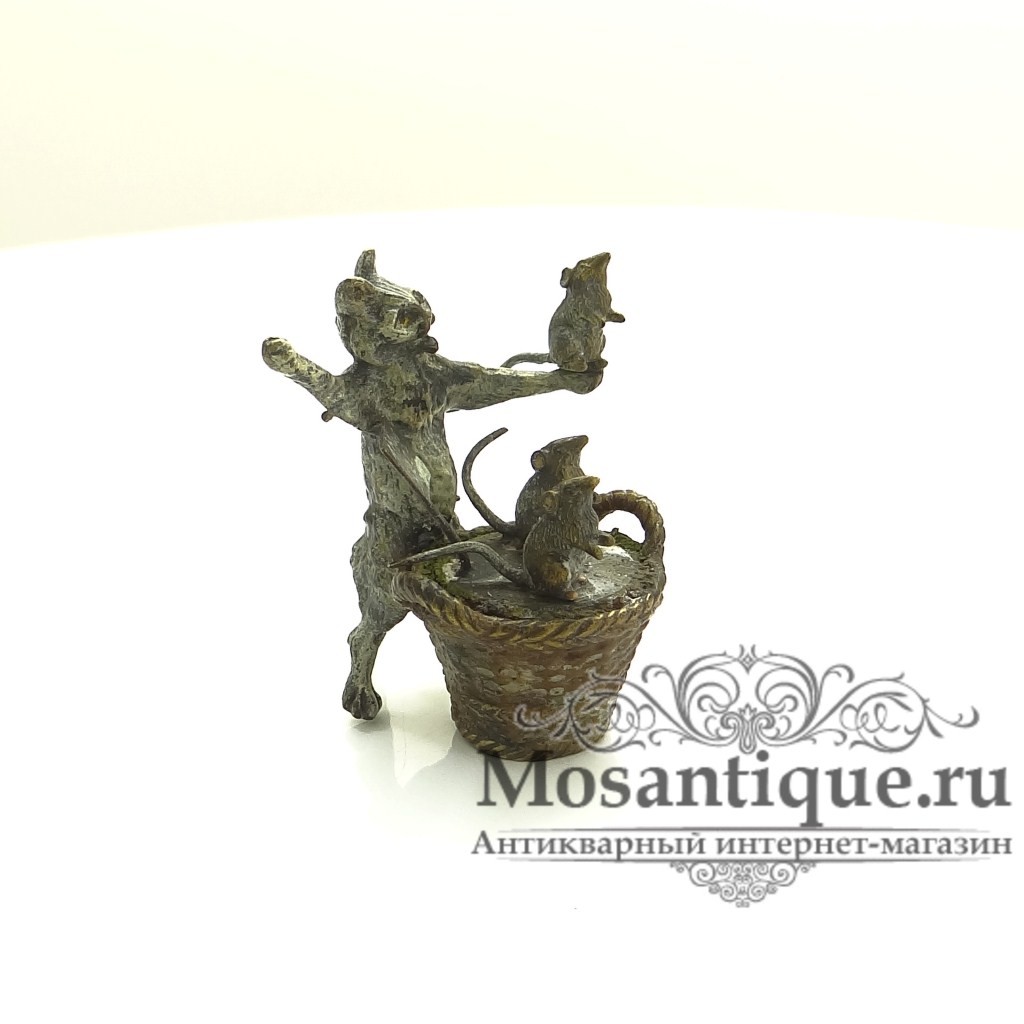 Венская бронзовая миниатюра "Кот продает мышей"