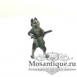 Венская бронзовая миниатюра "Кот с ружьем"