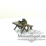 Венская бронзовая миниатюра "Лягушка за столом"