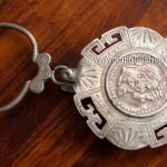 Старинное кольцо для ключей