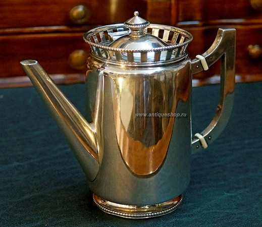 Коллекционный заварочный чайник ( XIX век)